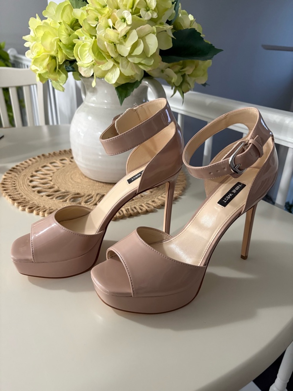 Nine West Beige Patent Platform Ankle-Strap Peep Toe Stiletto Heels Size 9.5 NEW